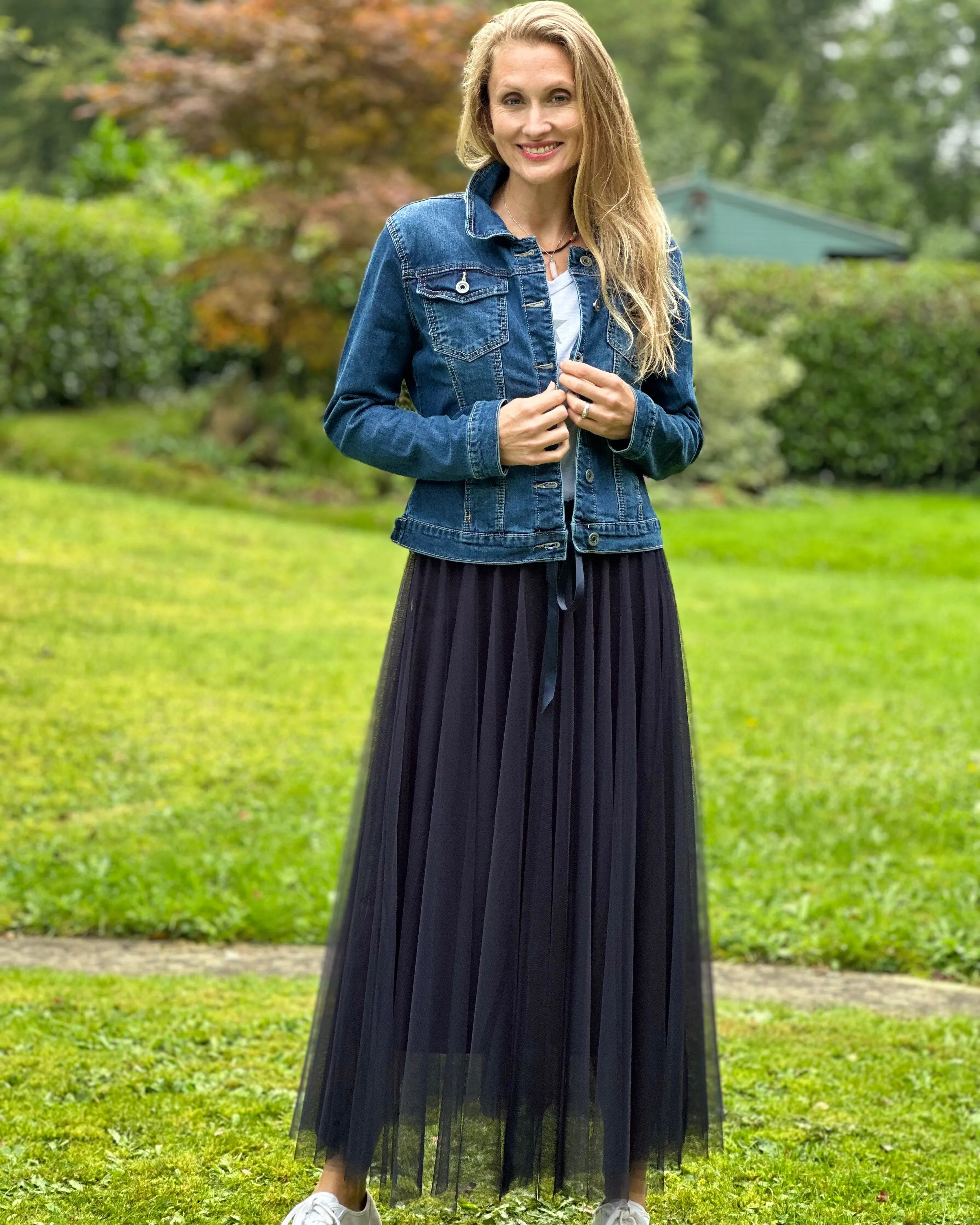 Long Pleated Tulle Skirt - Navy